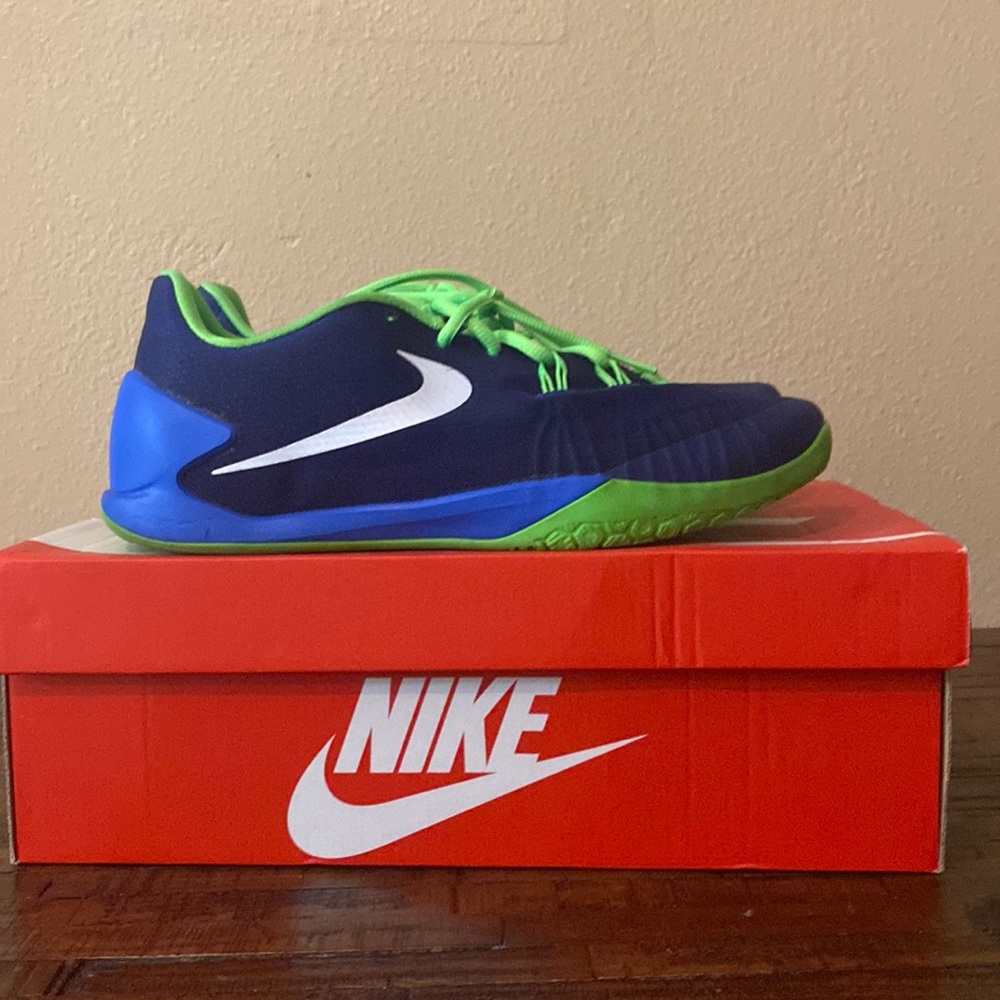 Nike Hyperchase blue